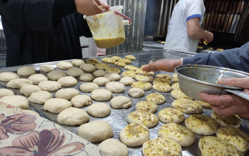 تهیه و توزیع غذای گرم و پذیرایی