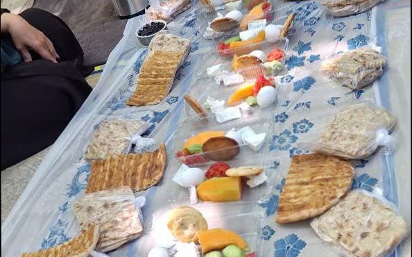 تهیه هدایای عید غدیر برای بیماران و خانواده آنها