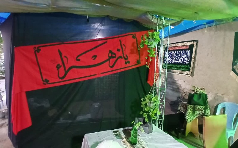 داوطلب در برپایی موکب خیمه ارباب