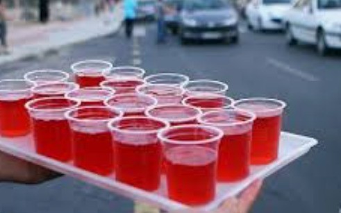 توزیع شربت و شیرینی دهه آخر ذالحجه